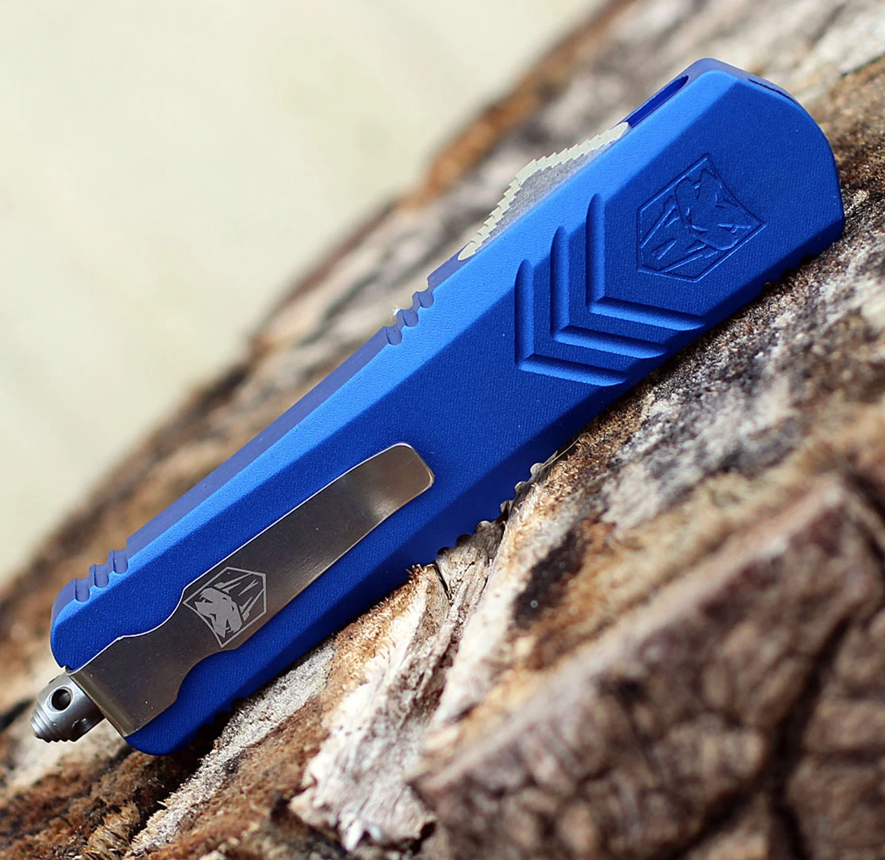 CobraTec Blue FS-X OTF Knife CTKMBLUFS-XMTS, 3" D2 Steel Tanto Serrated Blade, Blue Aluminum Handle - Image 3