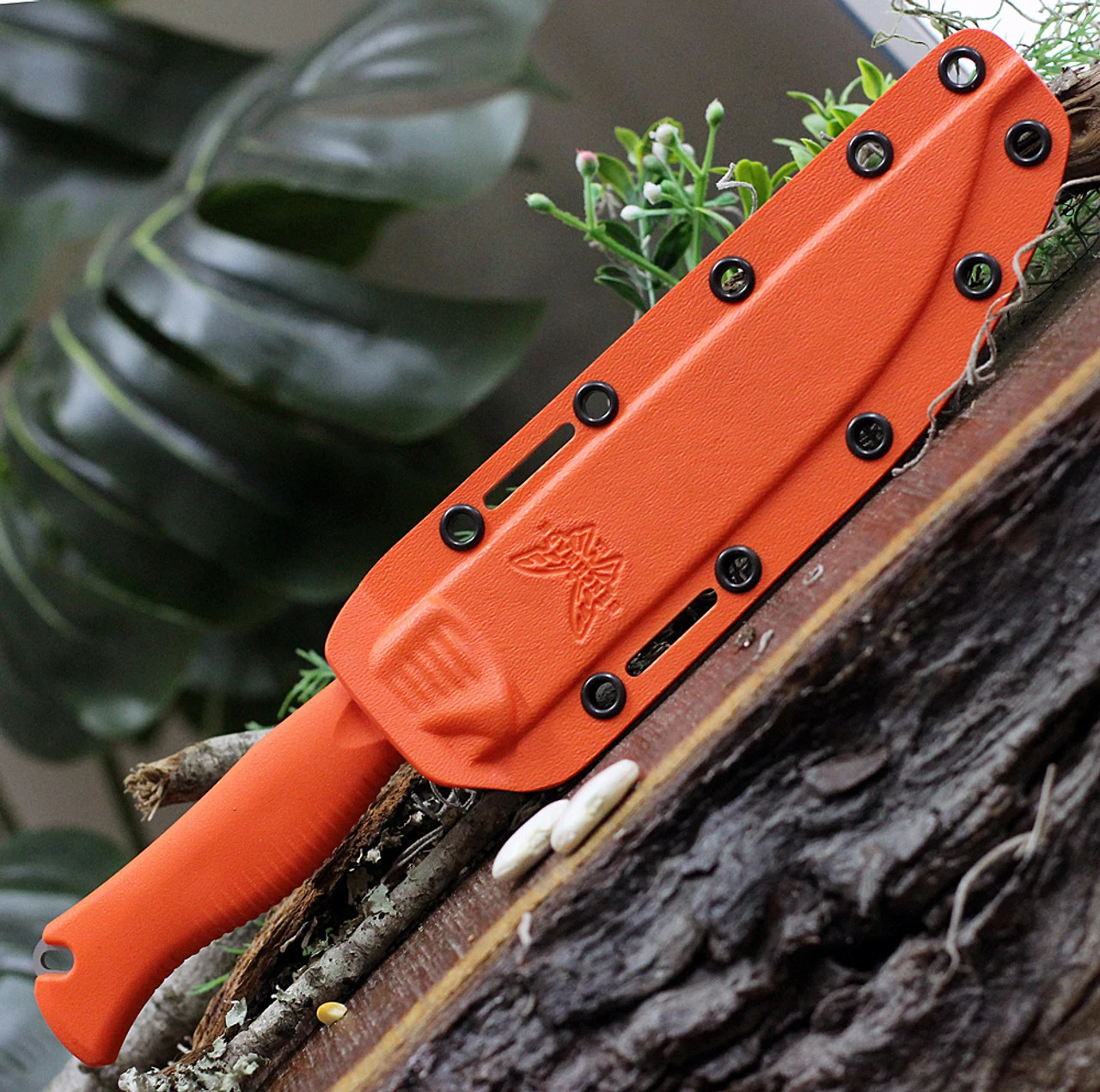 Benchmade Meatcrafter - Org Santoprene (6.09" CPM-154) 15500 - Image 4