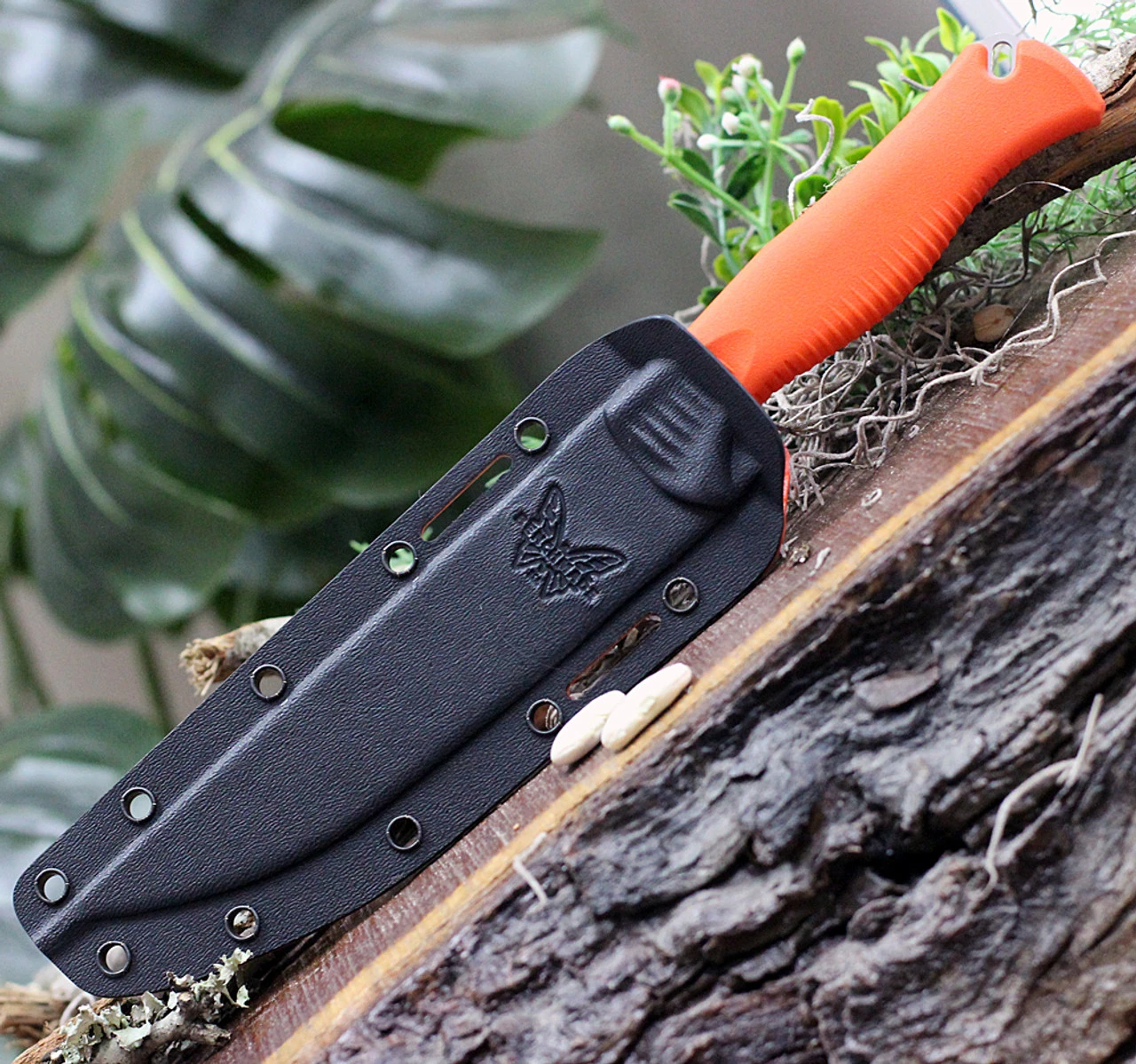 Benchmade Meatcrafter - Org Santoprene (6.09" CPM-154) 15500 - Image 3