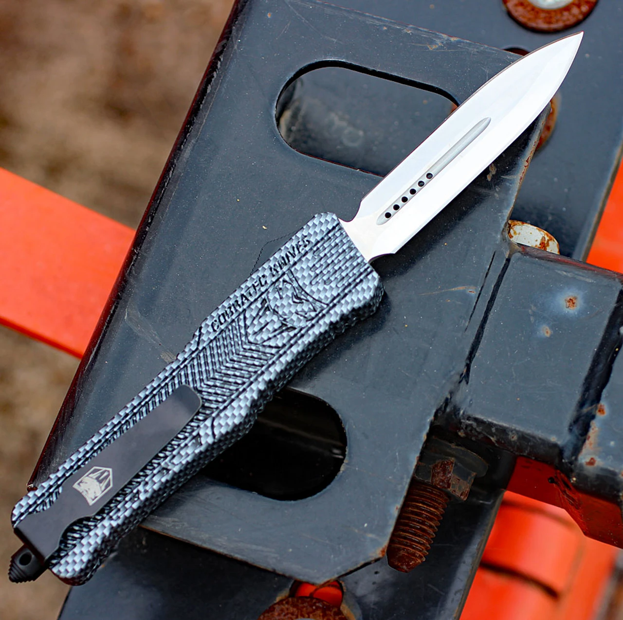 CobraTec Large CTK-1 CF Wrap (3.75" D2 Dagger) LCFCTK-1LDAGNS - Image 2